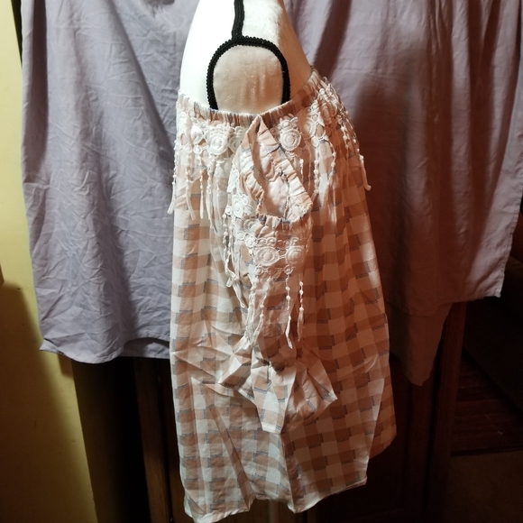 Off Shoulder Crochet Detail Blouse Size Large - Picture 2 of 5